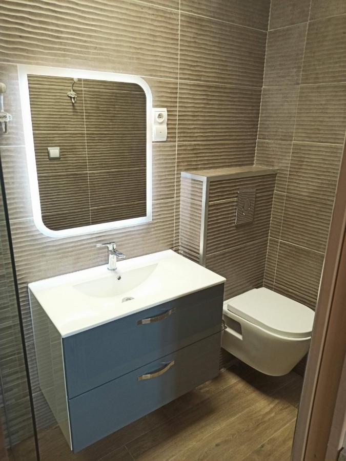 Villadali-Fr Appart Hotel Toulon Clim, Wifi, Terrasse, Cuisine Parking Gratuit Exterior photo
